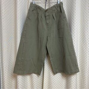 Free People Women's Khaki/Green Hard Rain Cropped Gaucho Pants